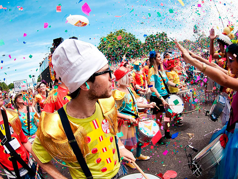 Descubra 7 cidades brasileiras para passar o Carnaval